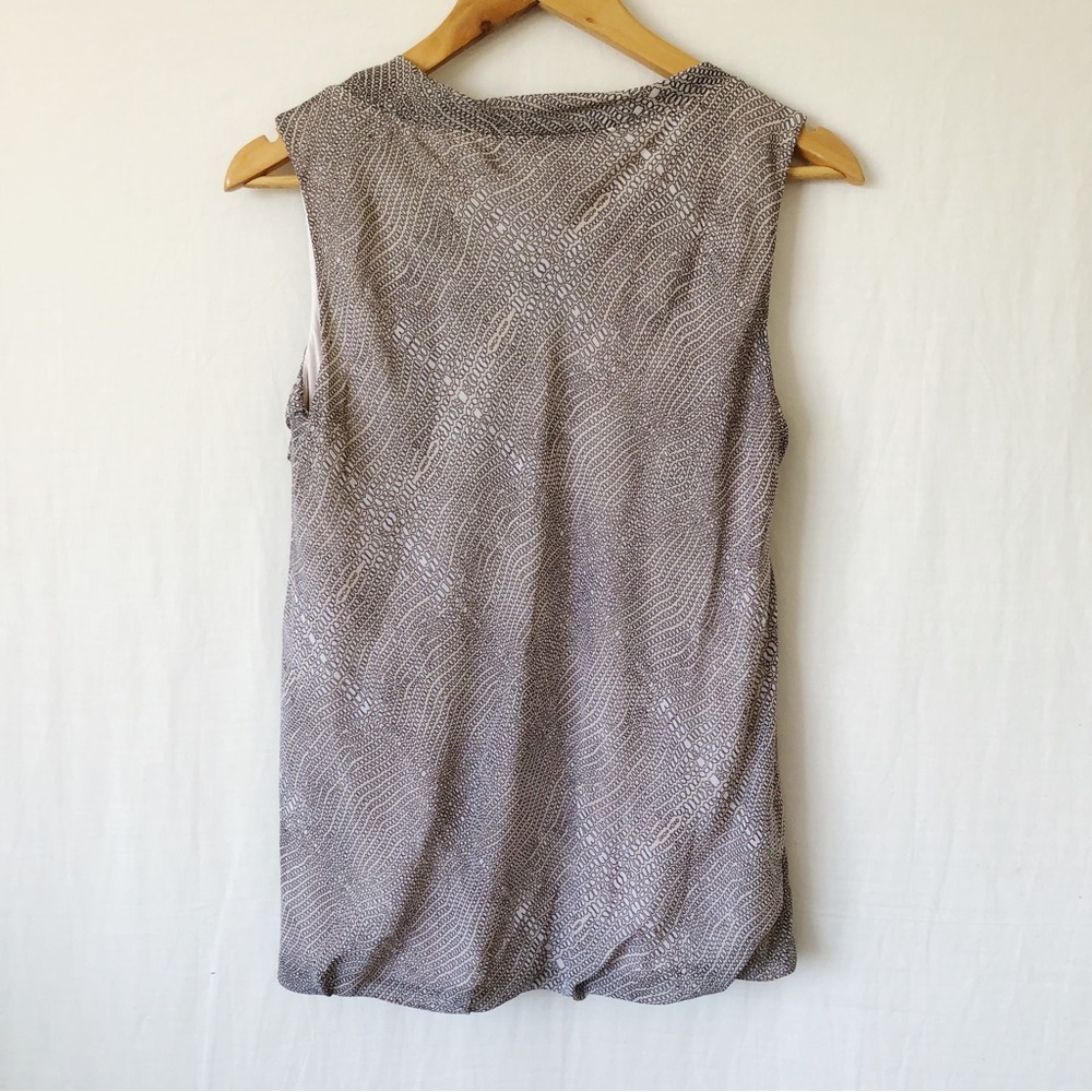 DAVID LAWRENCE Size 10 Beige Grey Abstract Sleeveless Ruffle Chiffon Top Career - Picture 10 of 12